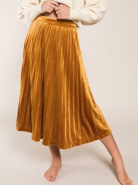 Just Female Clara Velvet Skirt